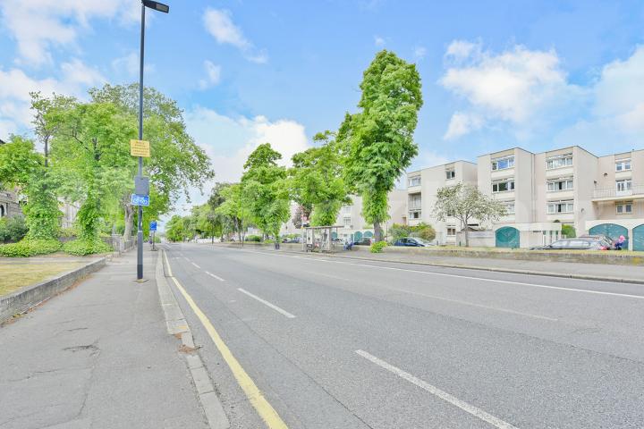 Duplex apartment with balcony moments from Clapham Common Cedars Road, Clapham Common
